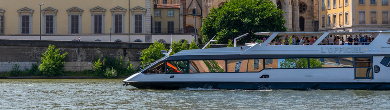 Yachts de Lyon - Bateau Officiel