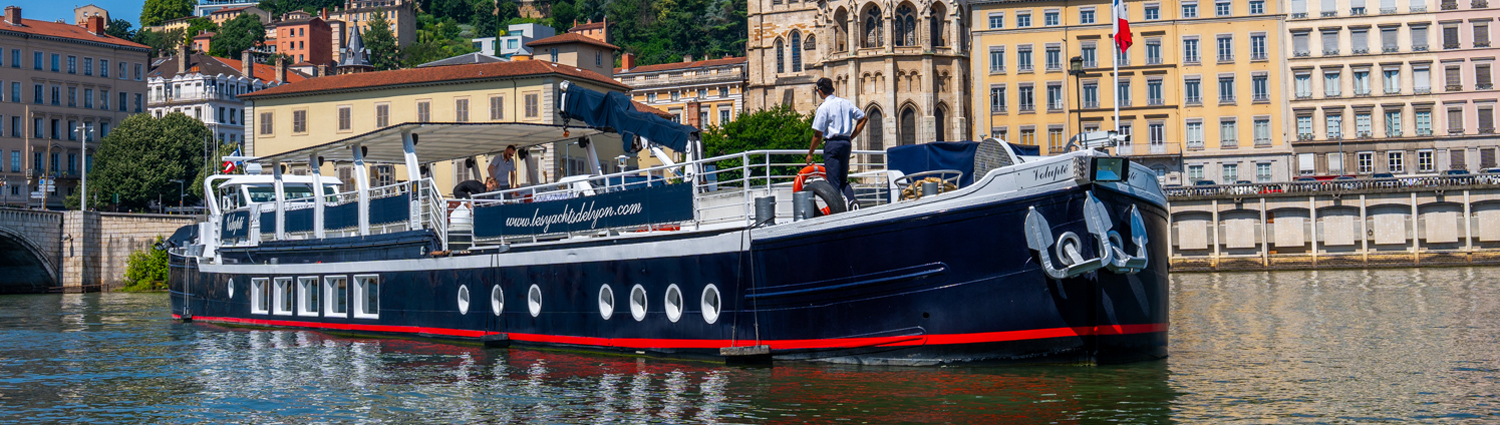 Yachts de Lyon - Bateau Volupté